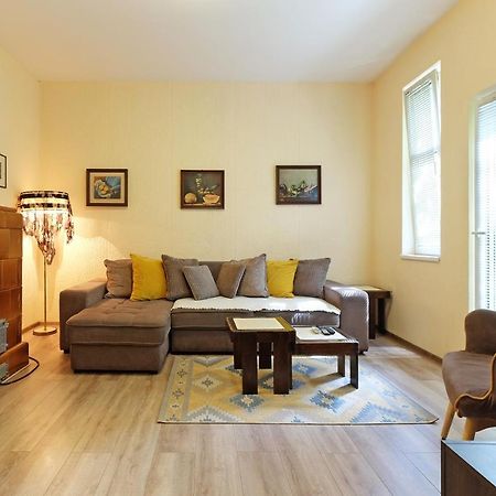 Apartment Paradise Sunny Home Belgrado Esterno foto